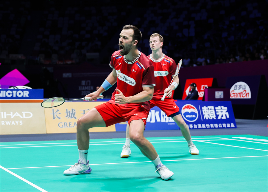 拉高了天花 拉高了天花